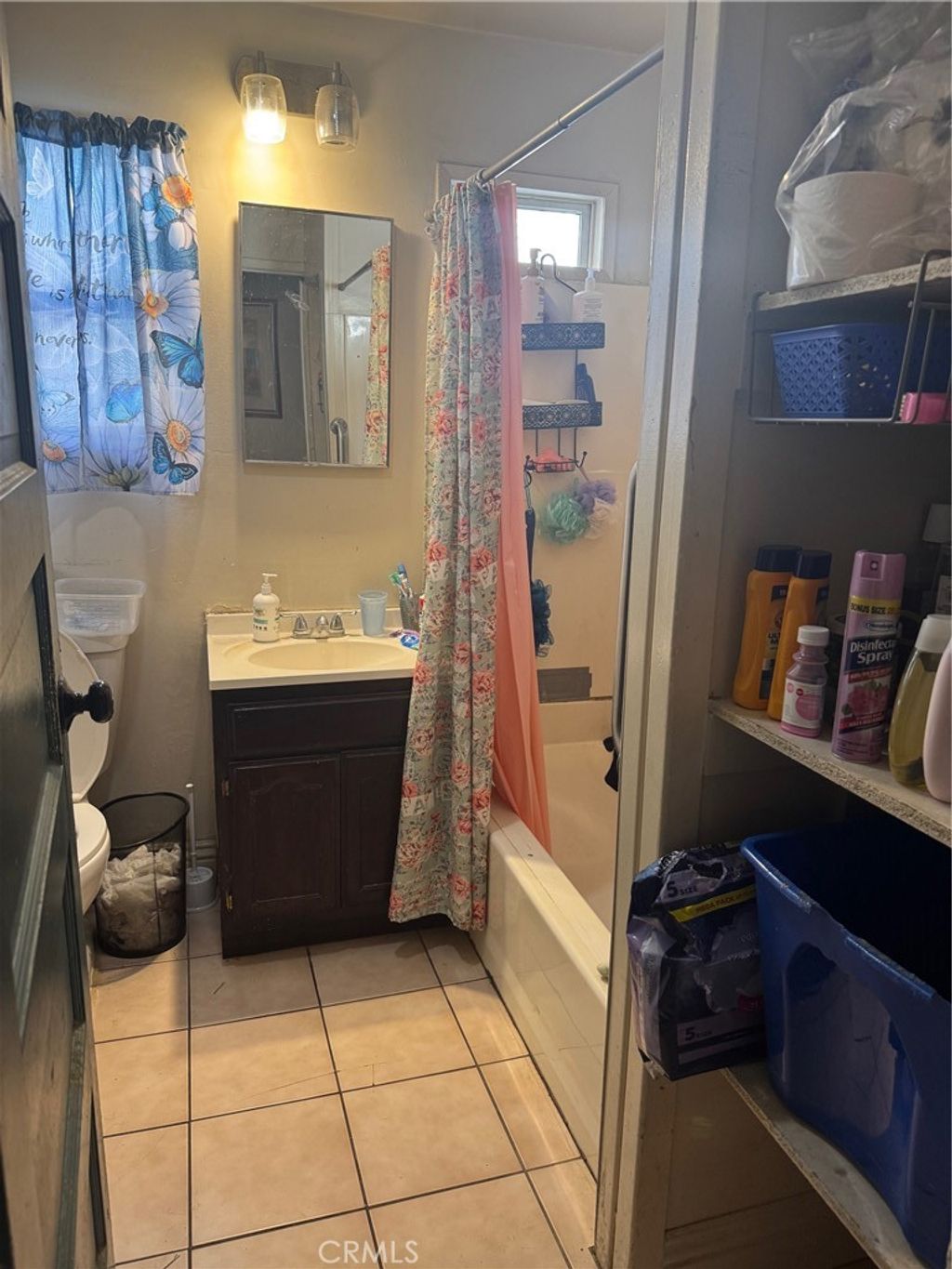 Photo of 633 S Downey Rd, Los Angeles, CA 90023 (MLS # OC25244007)