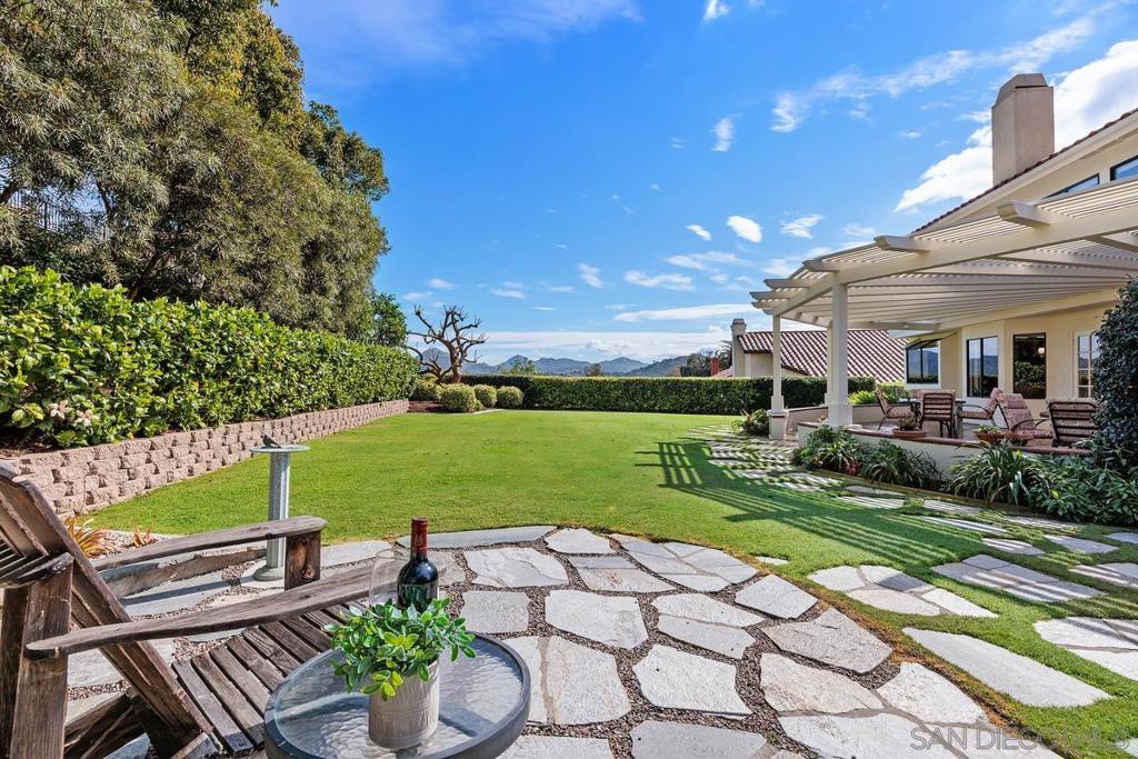 11930 Calle Suntuoso