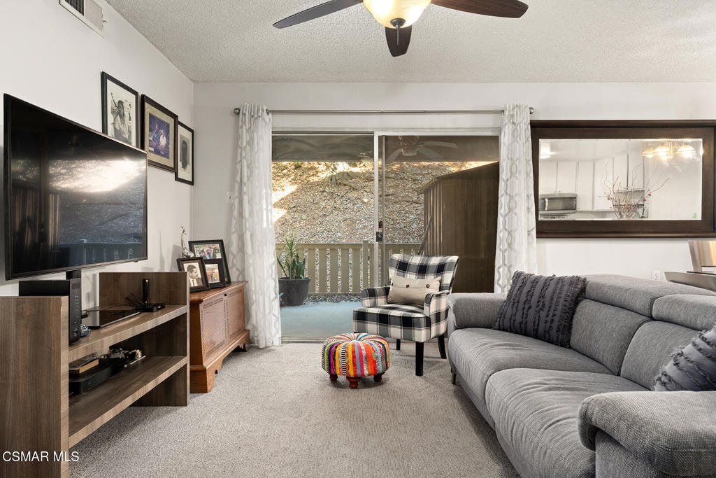 327 Chestnut Hill Court 11