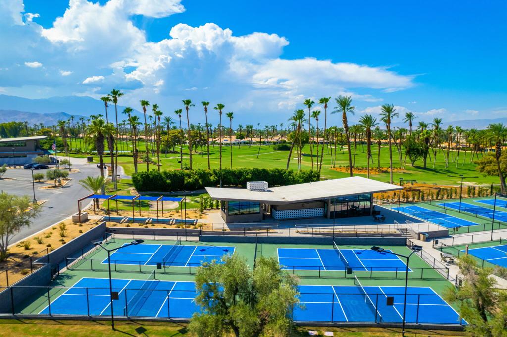 Desert Horizons C.C. - Residential Lease