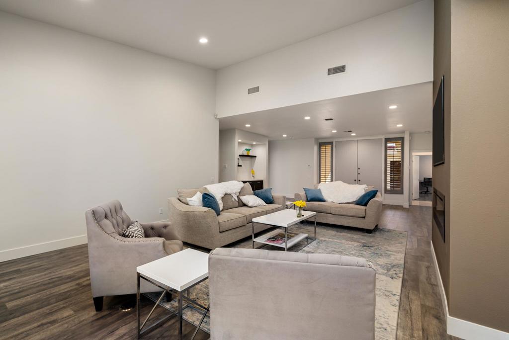Desert Horizons C.C. - Residential Lease
