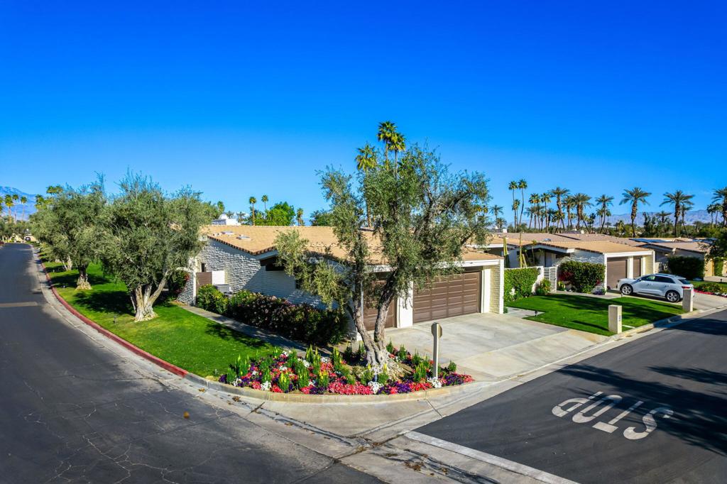 Desert Horizons C.C. - Residential Lease