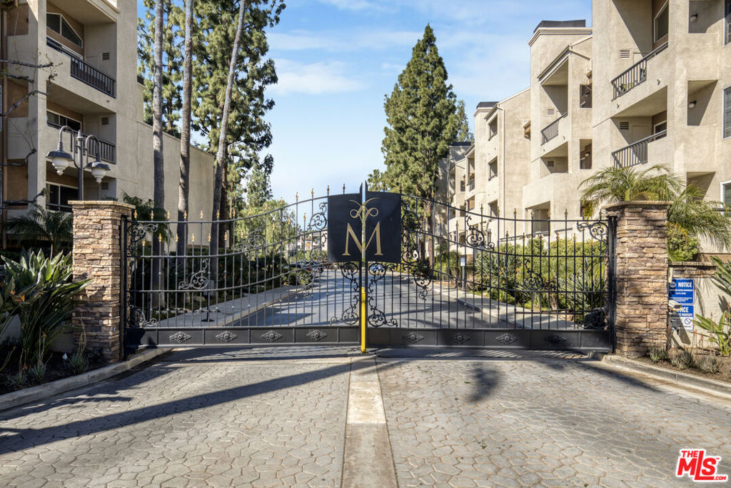 5535 Canoga Avenue 317