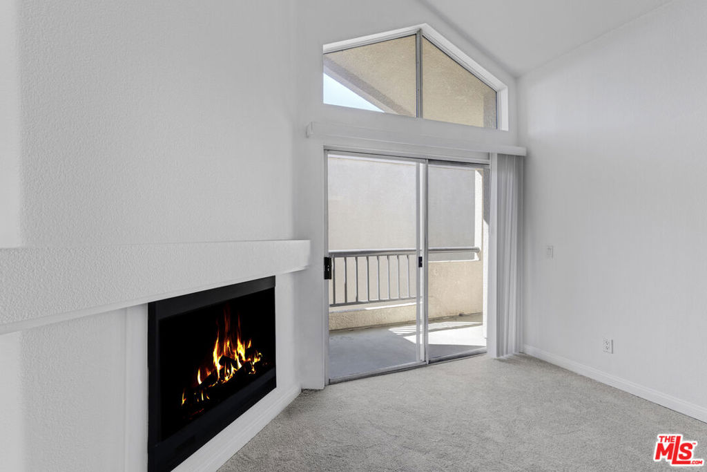 5535 Canoga Avenue 317