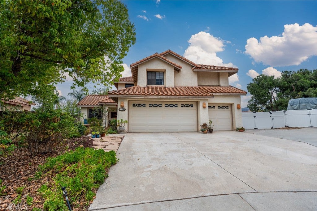 22895 Kuna Court