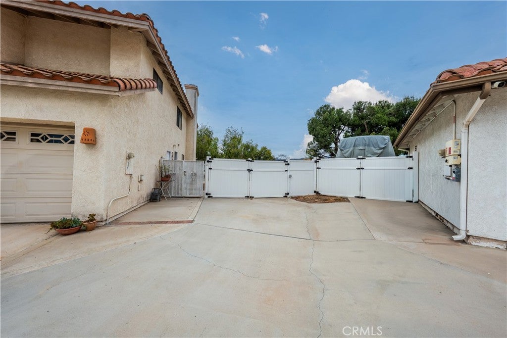 22895 Kuna Court