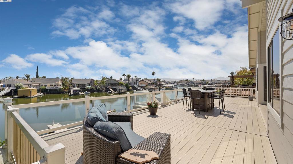 DISCOVERY  BAY - Residential