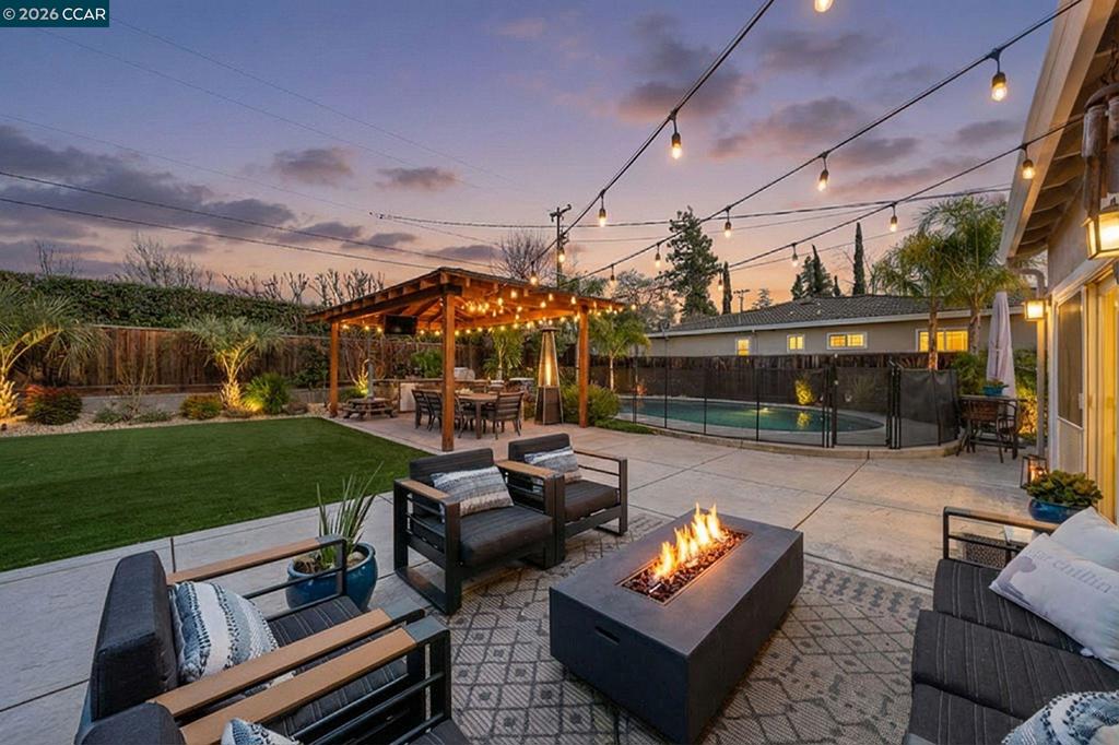 1734 1734 Orleans Ct