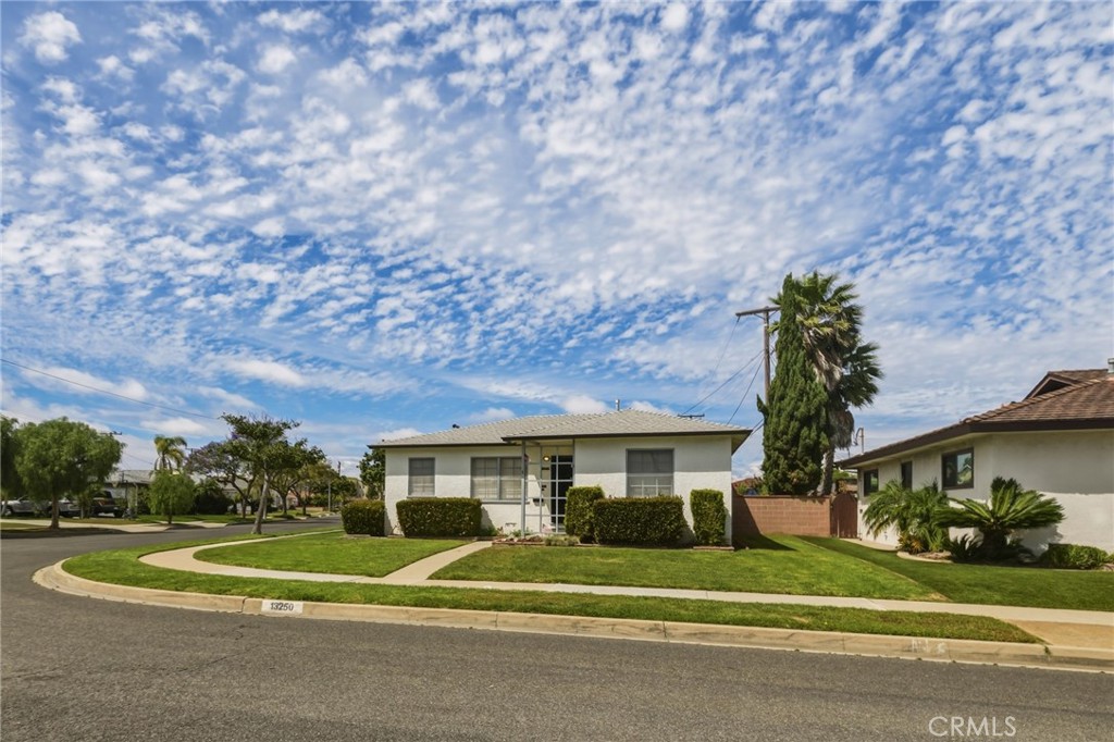 13250 Clyde Park Avenue