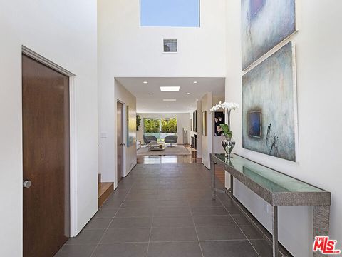 Photo of 15514 CASIANO Court, Los Angeles, CA 90077 (MLS # 25527053)
