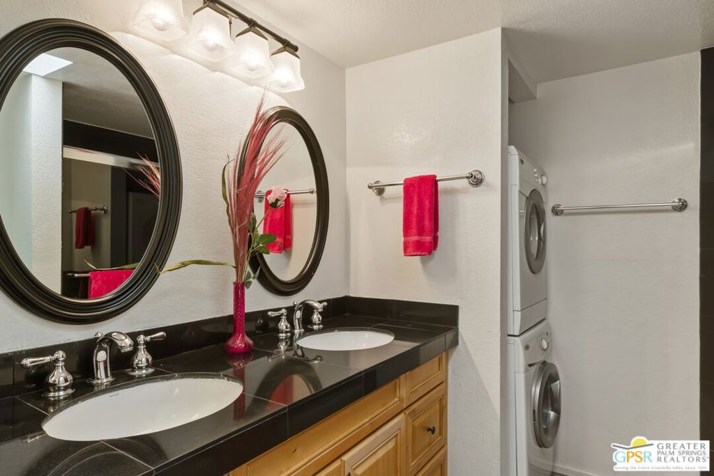 Pueblo Sands - Residential