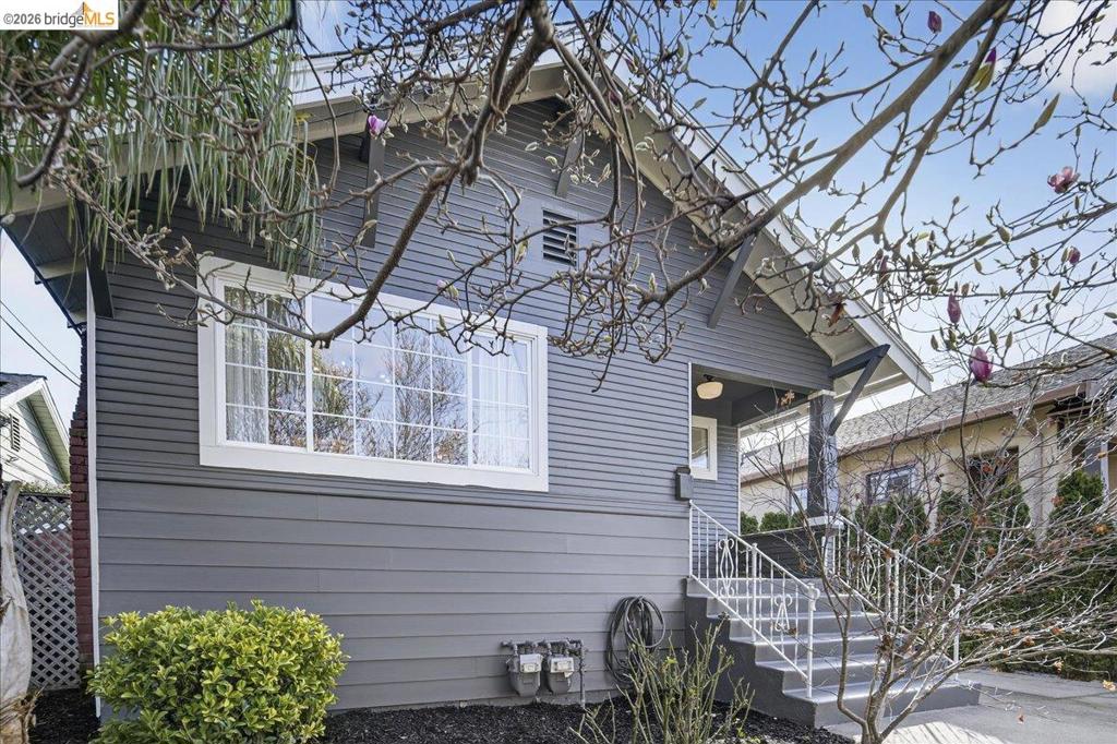 4030 Lusk St St, Oakland CA 94608