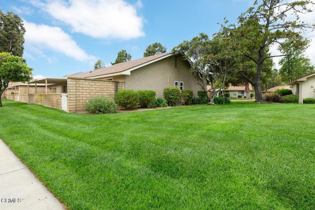 9210 Village 9