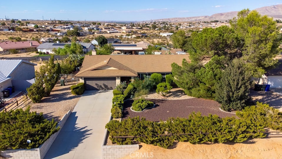 14760 Hopland