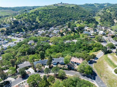 Tiny photo for 66 Terrace Hill Drive Dr, Paso Robles, CA 93446 (MLS # NS26058849)