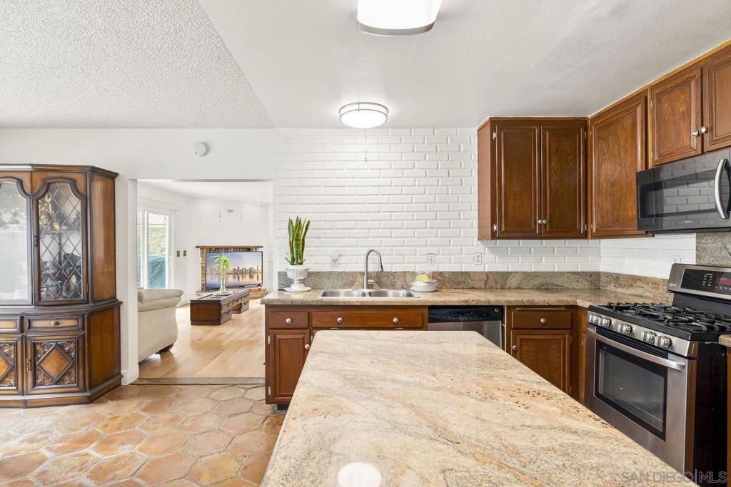 Mira Mesa - Residential