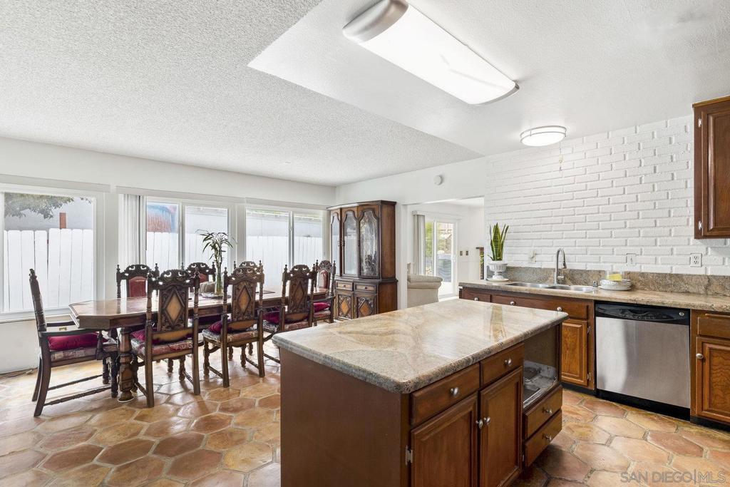 Mira Mesa - Residential