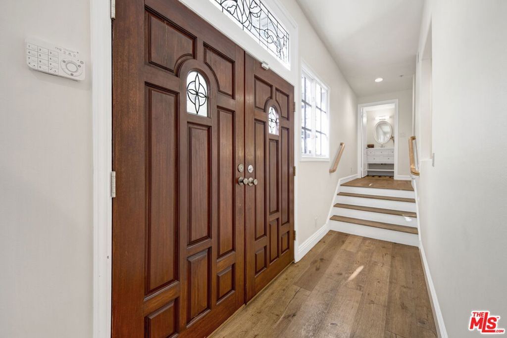 Photo of 11963 Mayfield Avenue #102, Los Angeles, CA 90049 (MLS # 26637011)