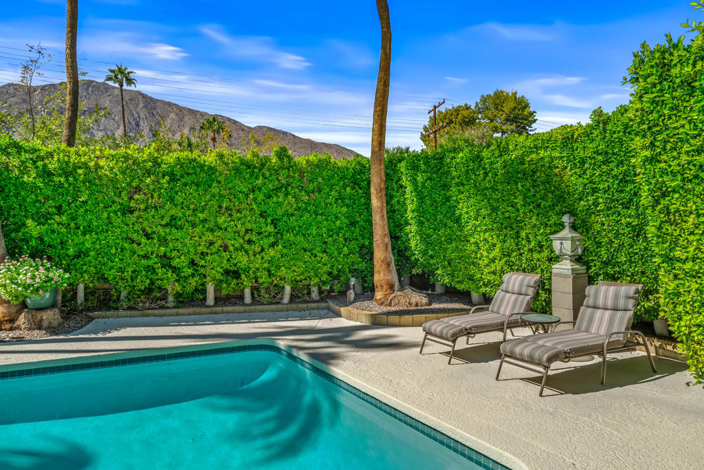 Tahquitz River Estat - Residential