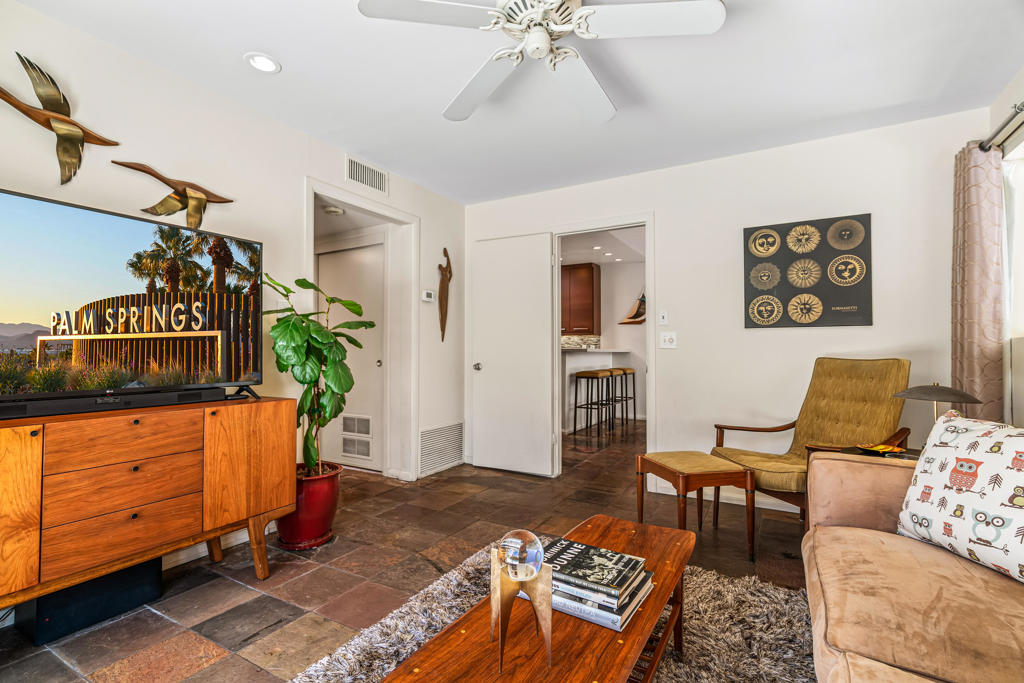 Tahquitz River Estat - Residential