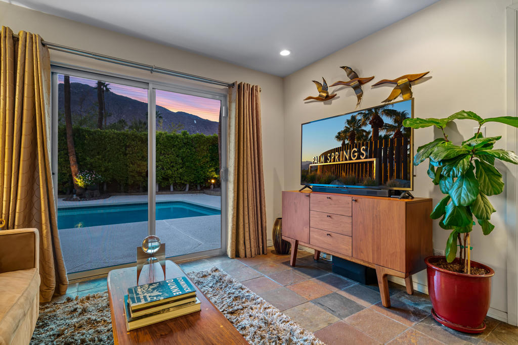 Tahquitz River Estat - Residential
