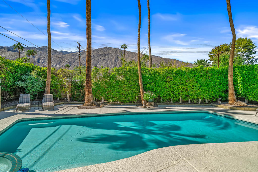 Tahquitz River Estat - Residential