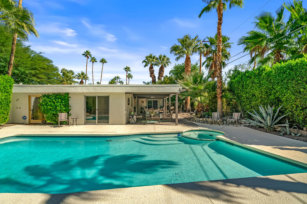 Tahquitz River Estat - Residential