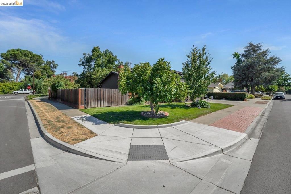 1848 Polk ST