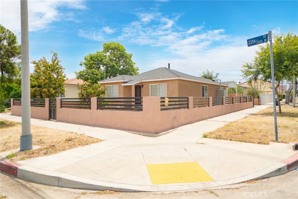 1570 W 226th Street