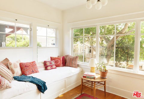 Photo of 125 WAVECREST Avenue, Venice, CA 90291 (MLS # 26102463)