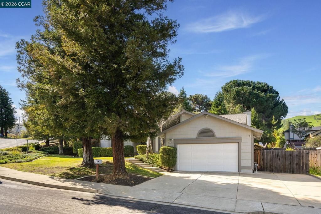 Photo of 3828 3828 Killdeer Dr Dr, Antioch, CA 94509 (MLS # 41126425)