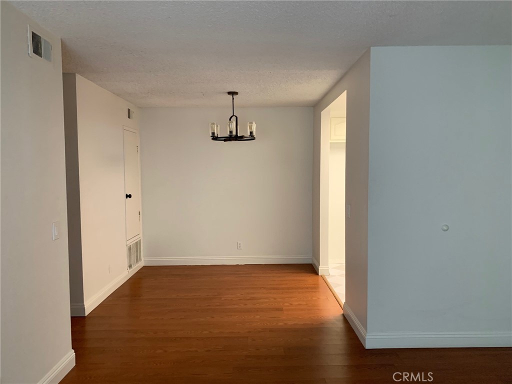 11912 Brookhaven