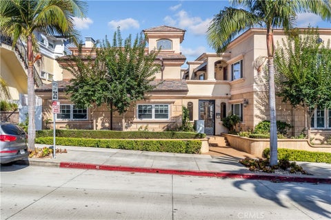 Photo of 329 Marguerite Avenue #3, Corona Del Mar, CA 92625 (MLS # NP26197824)