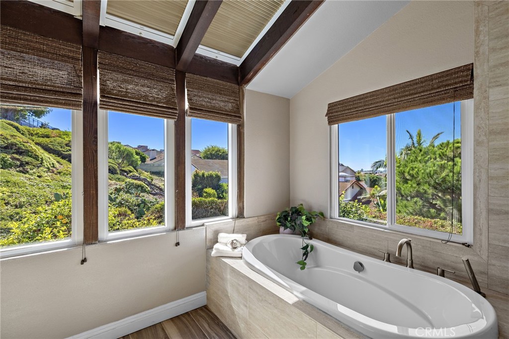 Sea Canyon Old (SCO) - Residential