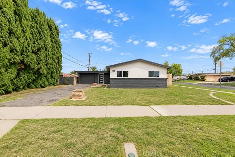 MLS: TR26217452
