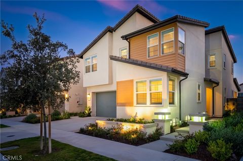 1306 Roots Rancho Mission Viejo CA 92694