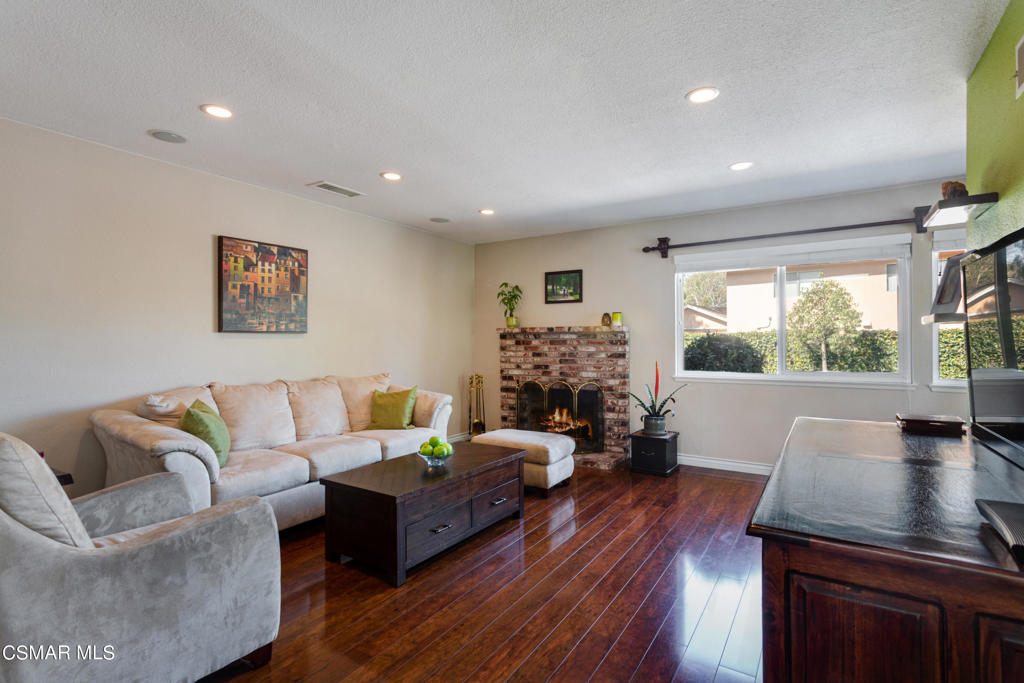 Cal Classics-102 - 1000052 - Residential