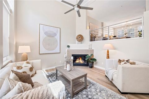 452 E Jeanette Lane Santa Ana CA 92705
