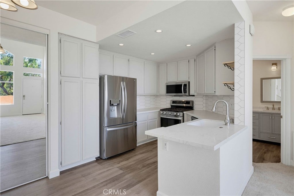 19431 Rue De Valore 22L, Lake Forest CA 92610