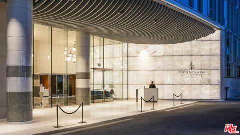 Photo of 9000 W 3rd Street #503, Los Angeles, CA 90048 (MLS # 22221641)