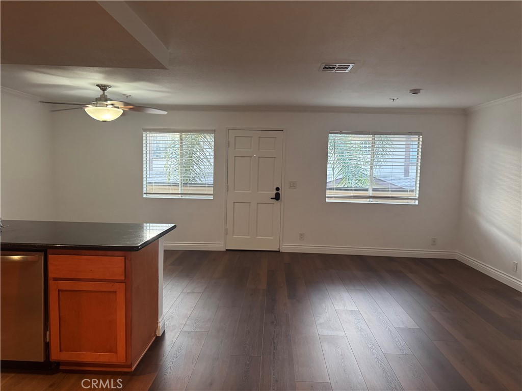 301 W Mountain View Avenue 106