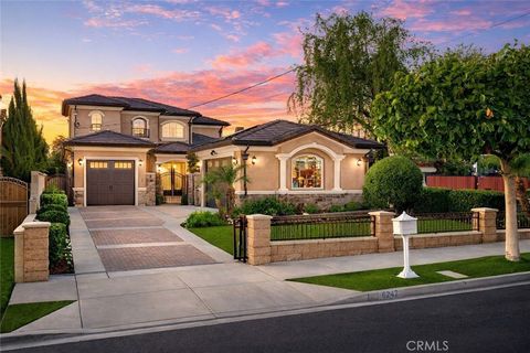 Photo of 6247 Avon Avenue, San Gabriel, CA 91775 (MLS # AR25276034)