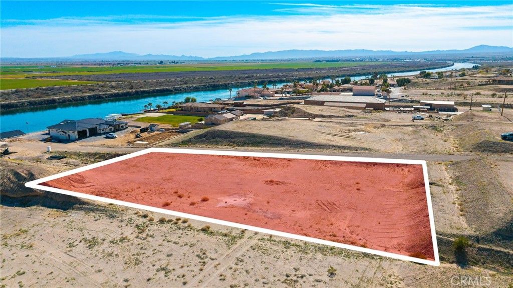 Photo of 1785 River Run Rd, Needles, CA 92363 (MLS # TR26021319)