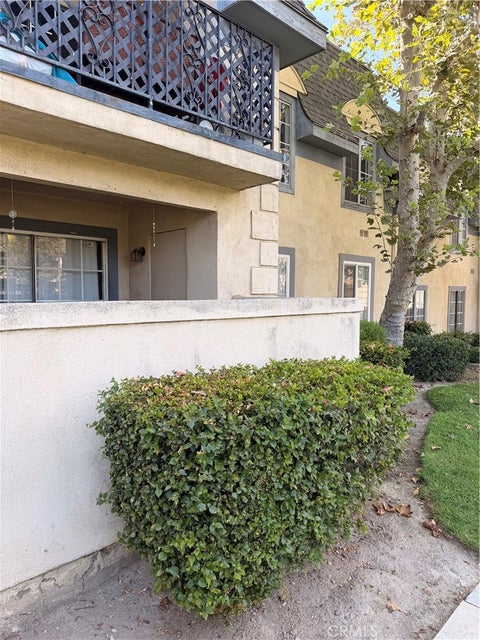 Photo of 149 W 6th ST, San Bernardino, CA 92401 (MLS # IV26175582)