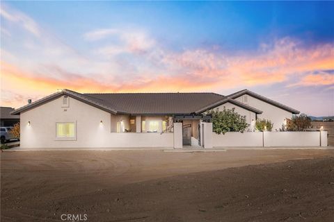 7332 Cygnet Road Phelan CA 92371