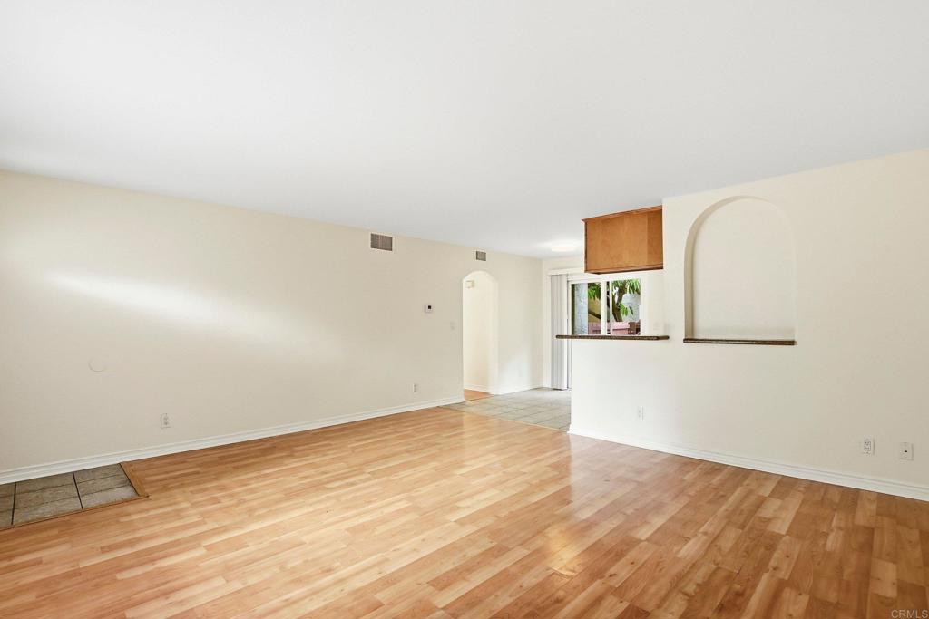 1000 Estes Street 35