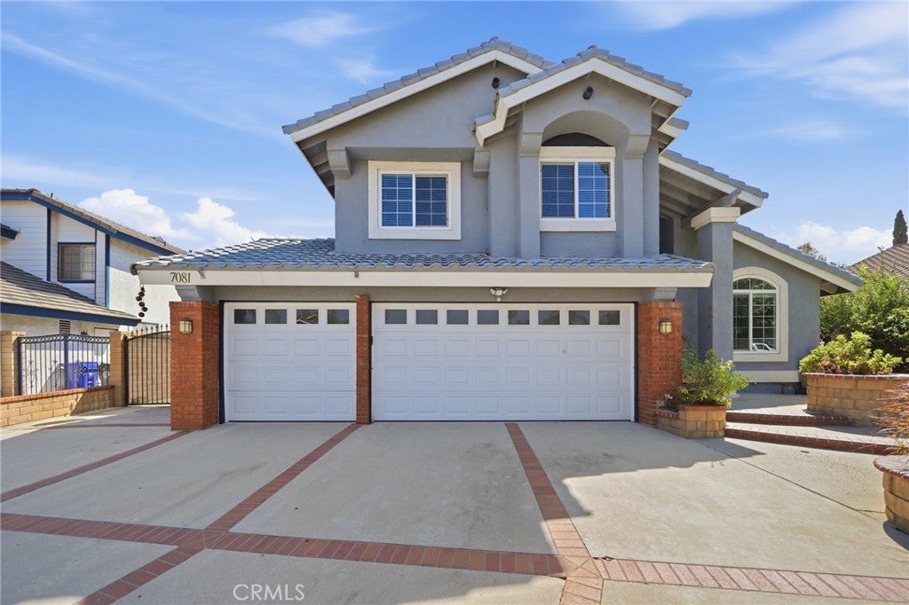 7081 Woodbury Court