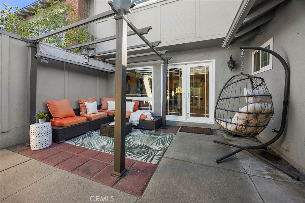 6832 Tahitian Circle