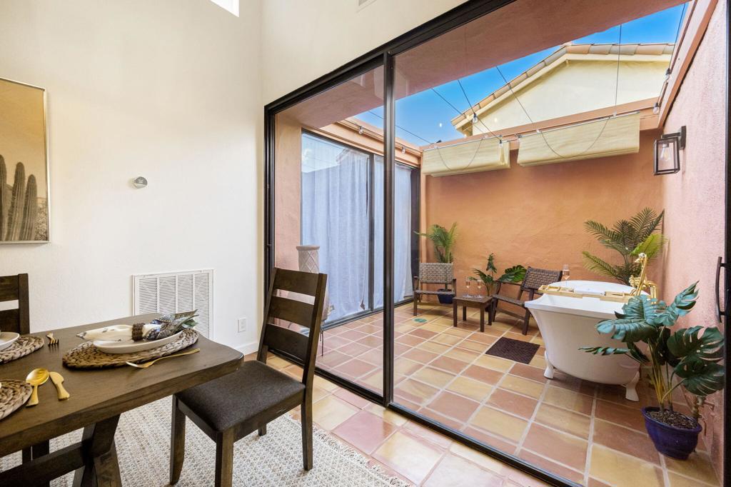 298 San Vincente Circle