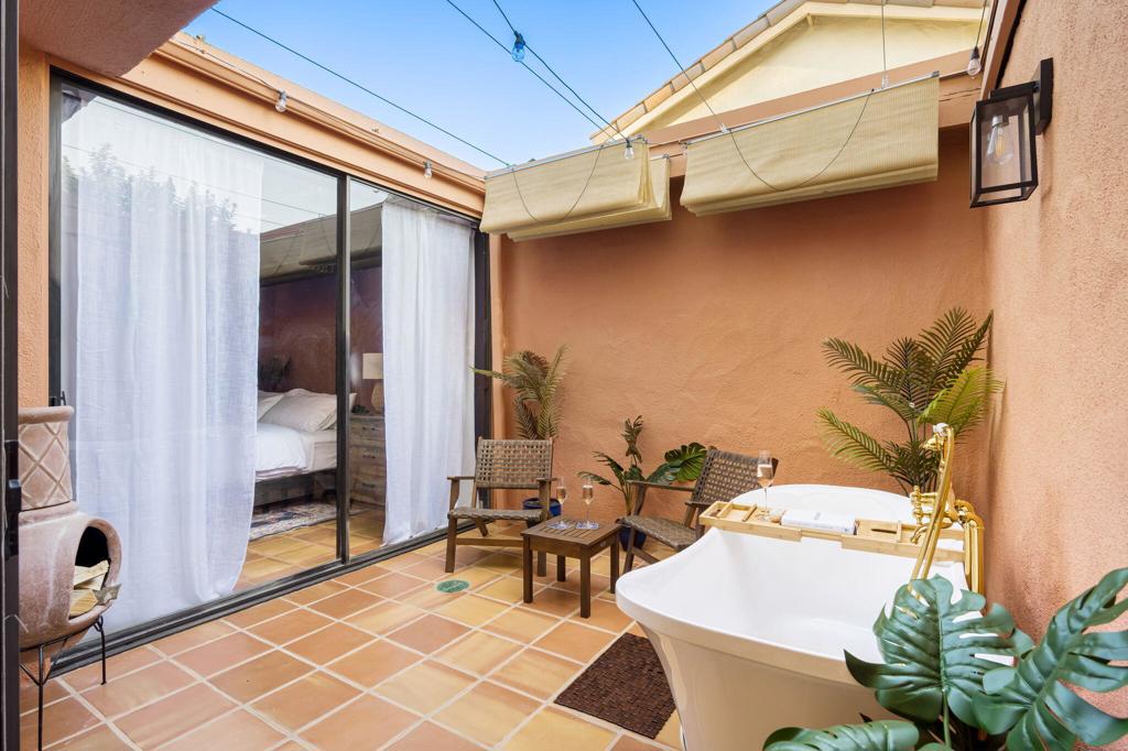 298 San Vincente Circle